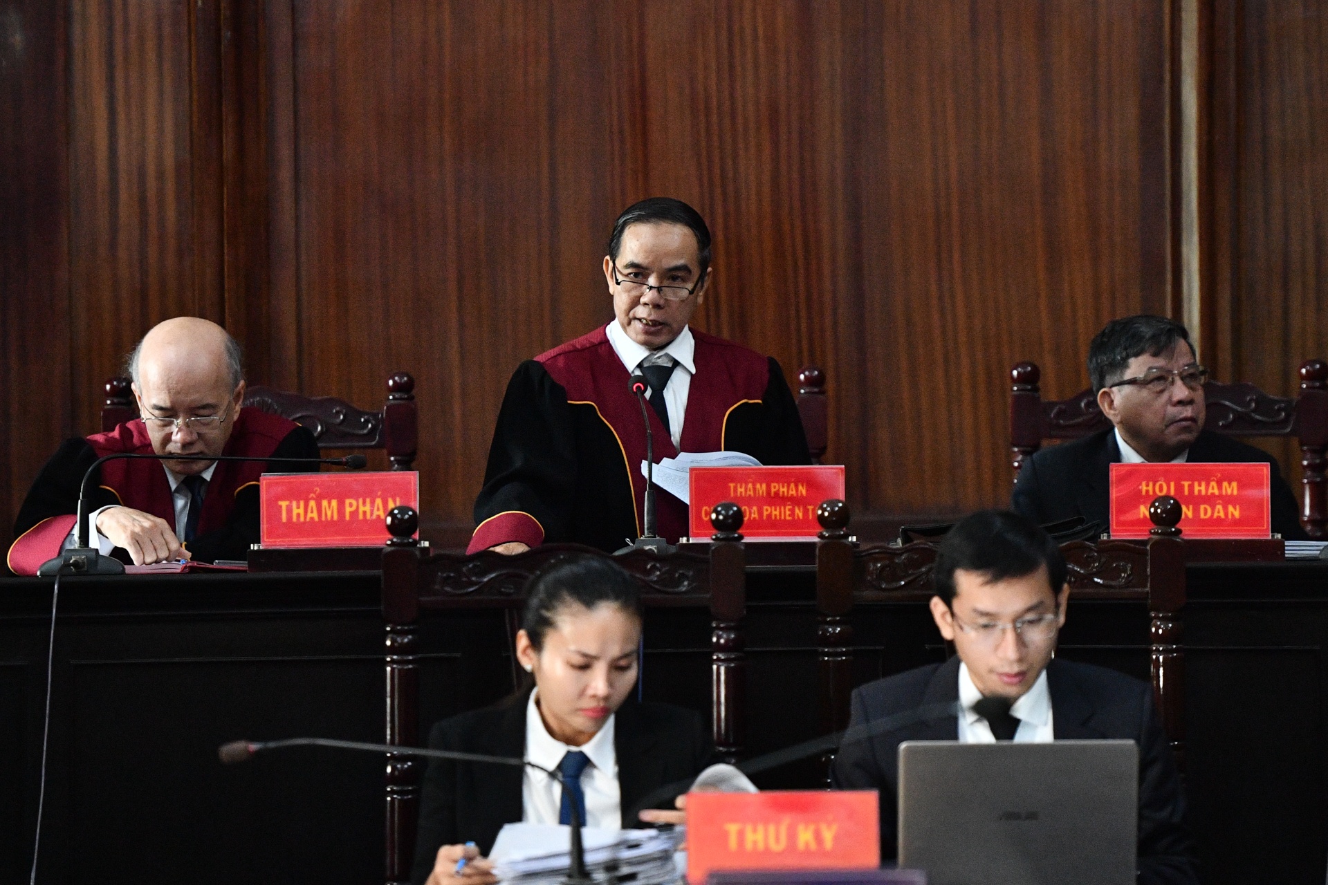 tuyen an Ut Troc anh 2