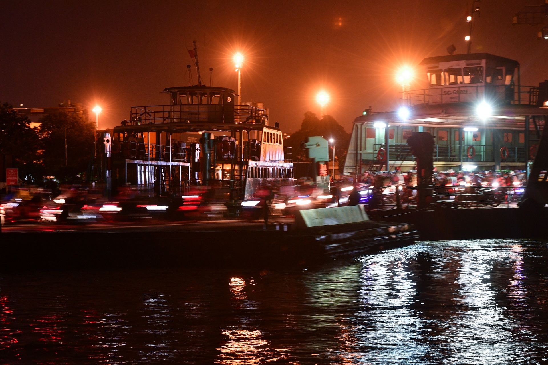 Ket xe o Cat Lai anh 7