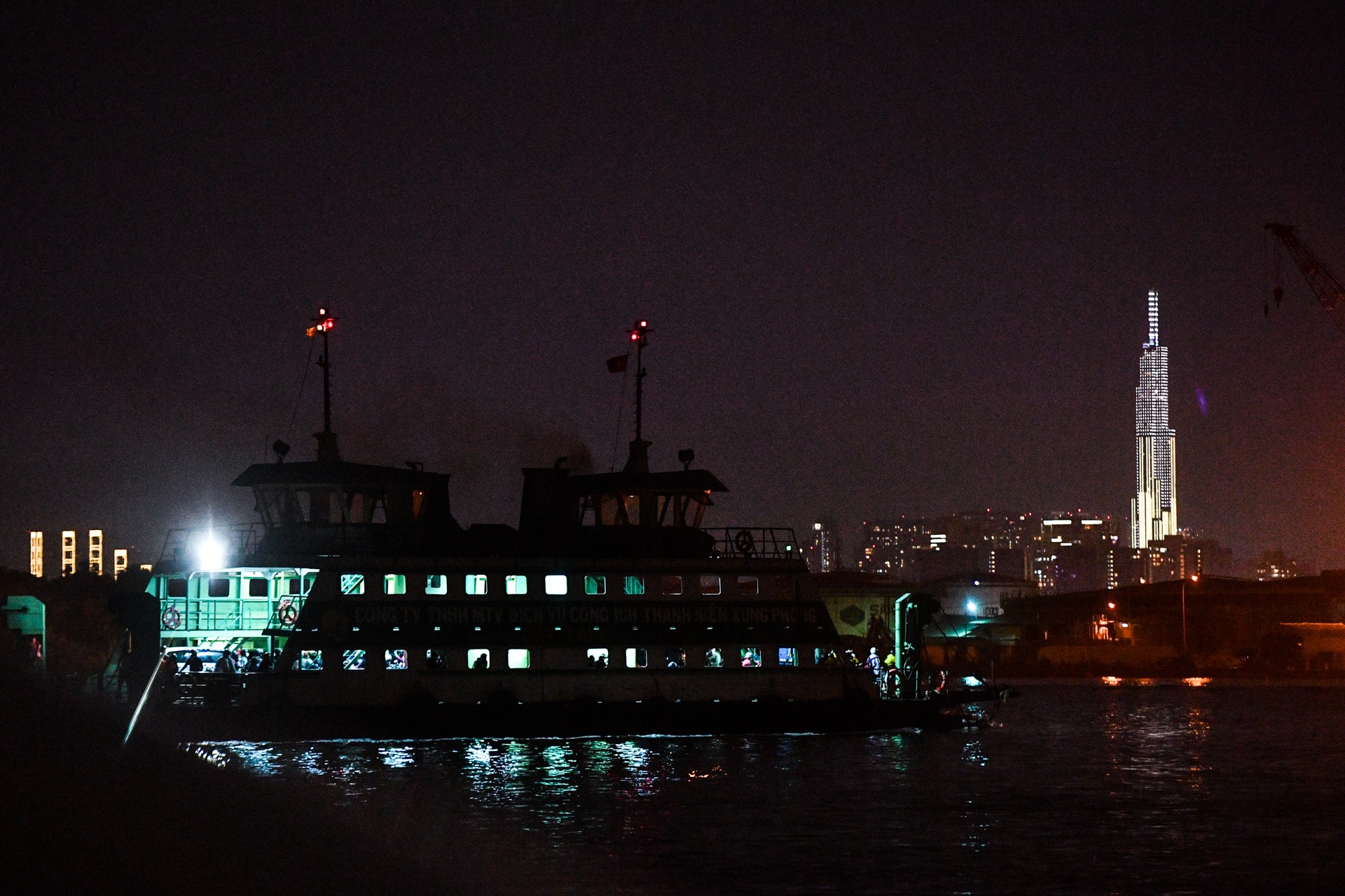 Ket xe o Cat Lai anh 9