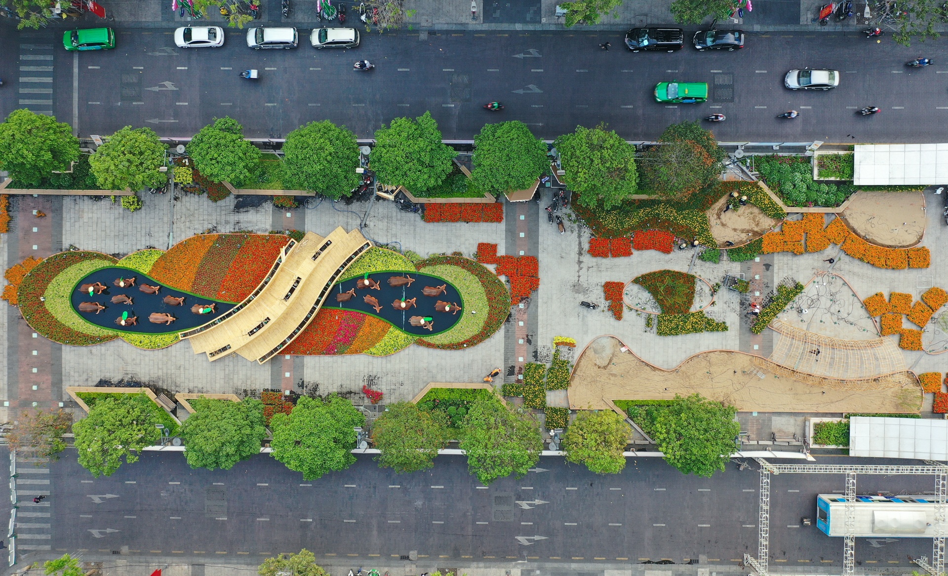 duong hoa Nguyen Hue 2021 anh 2