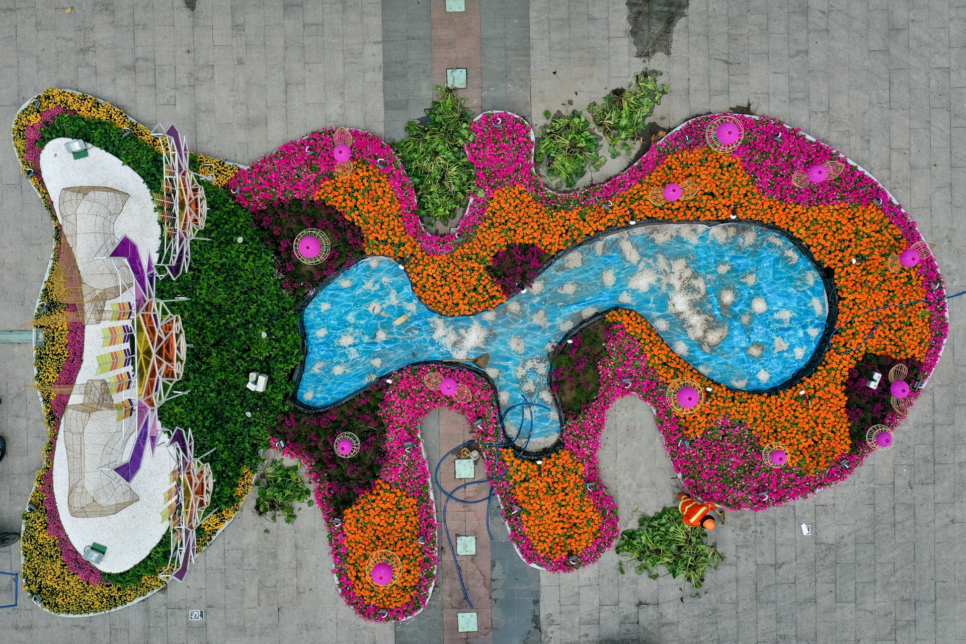 duong hoa Nguyen Hue 2021 anh 2