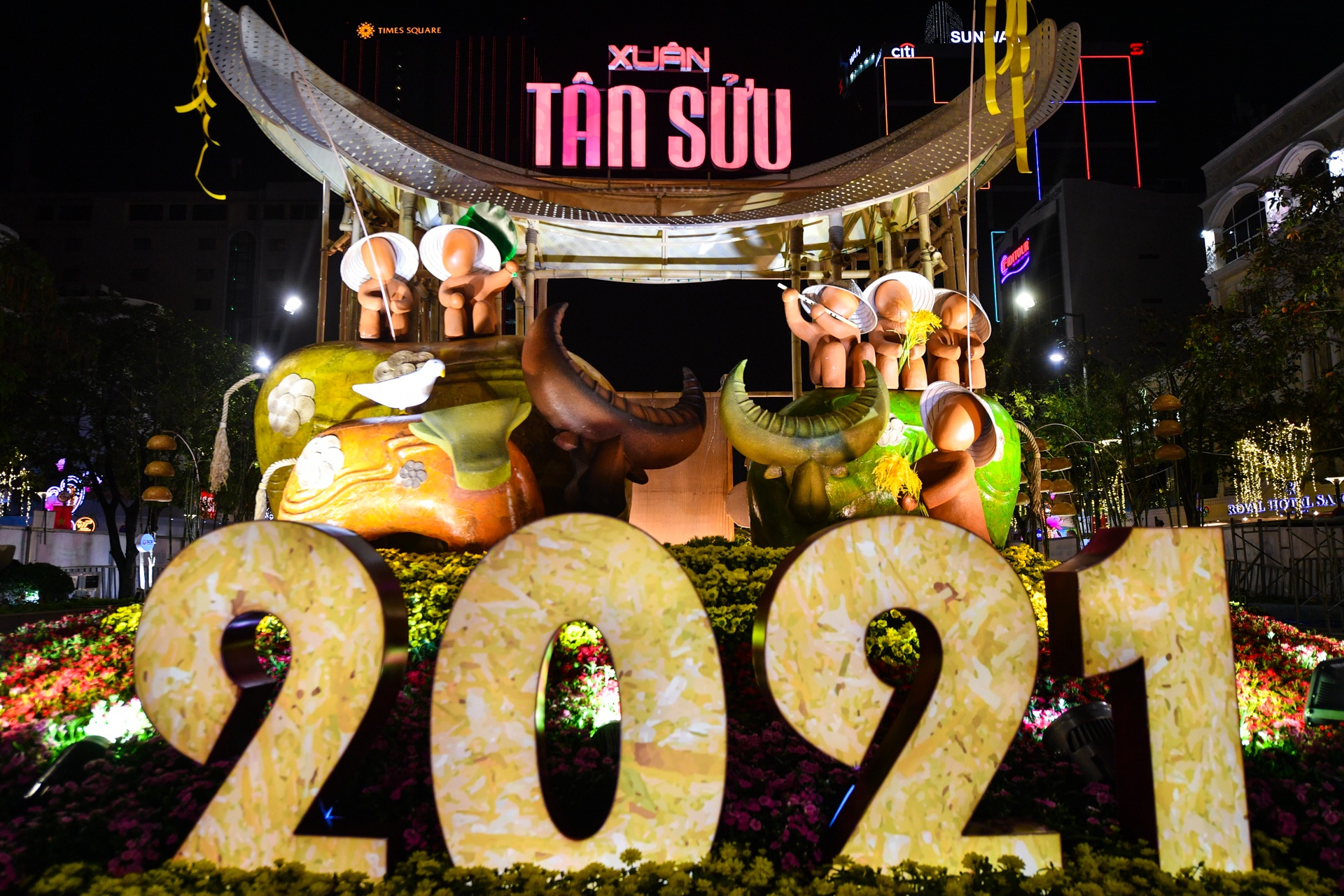 duong hoa Nguyen Hue 2021 anh 15