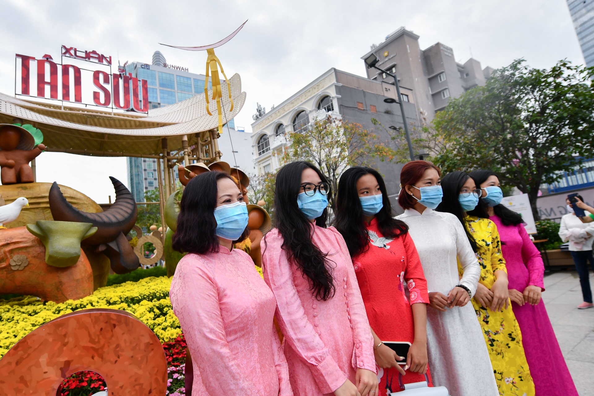 duong hoa Nguyen Hue 2021 anh 7