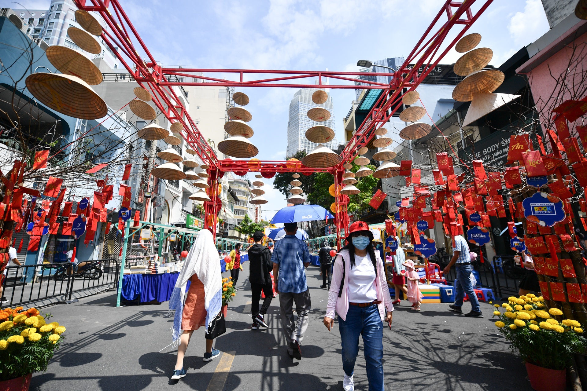 Le hoi duong sach 2021 anh 1