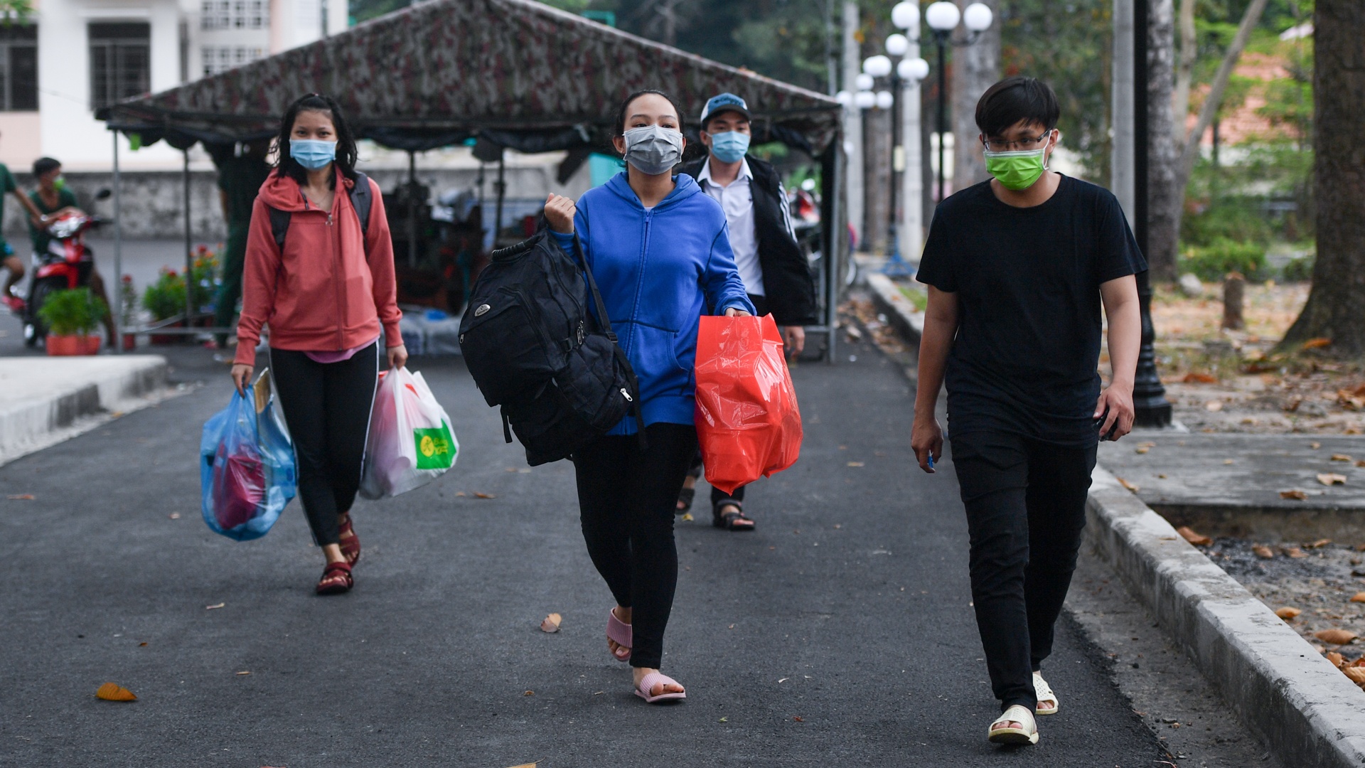 giao thừa khu cách ly ảnh 4 giao thua khu cach ly anh 4