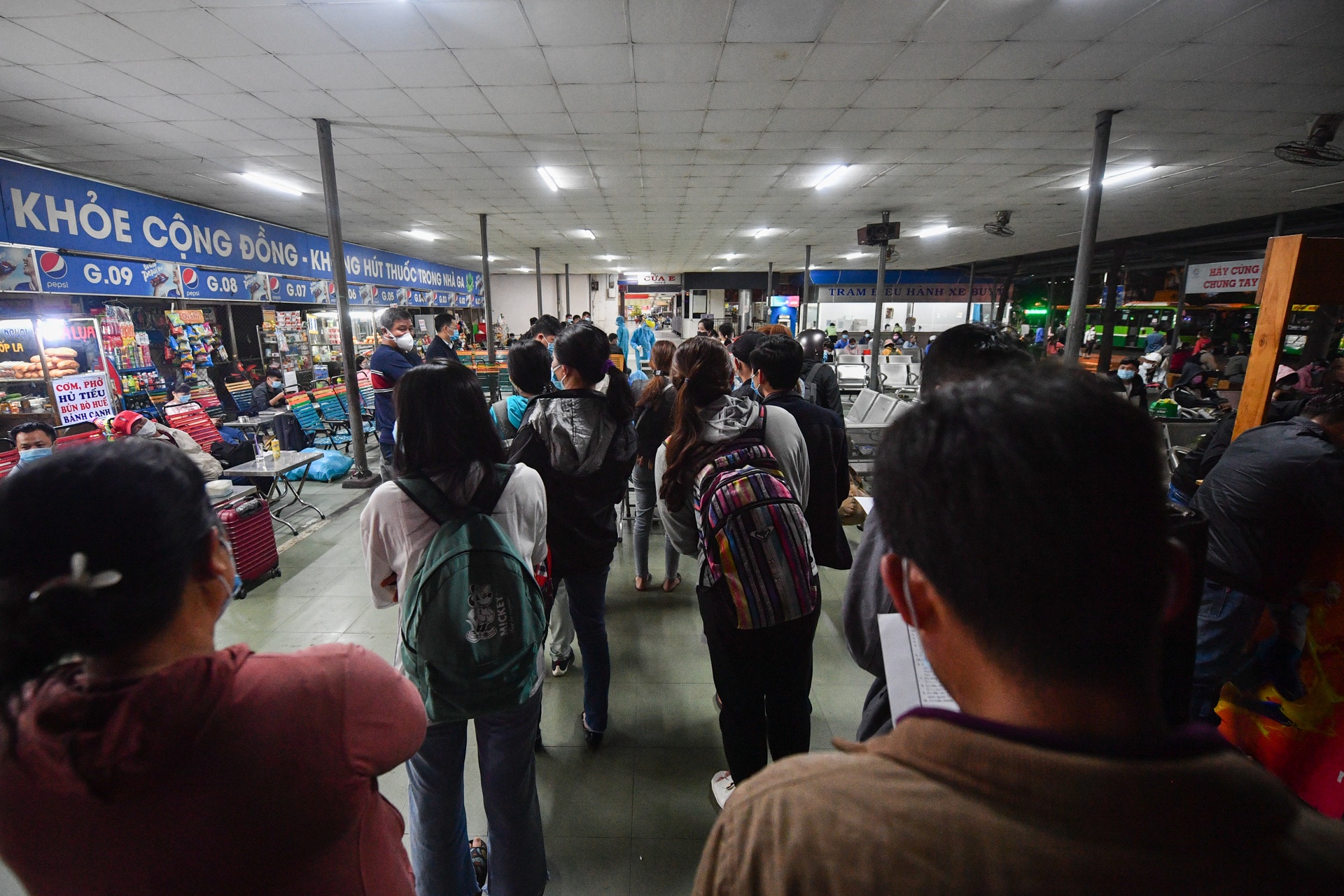 xet nghiem Covid-19 nguoi tu Gia Lai anh 4