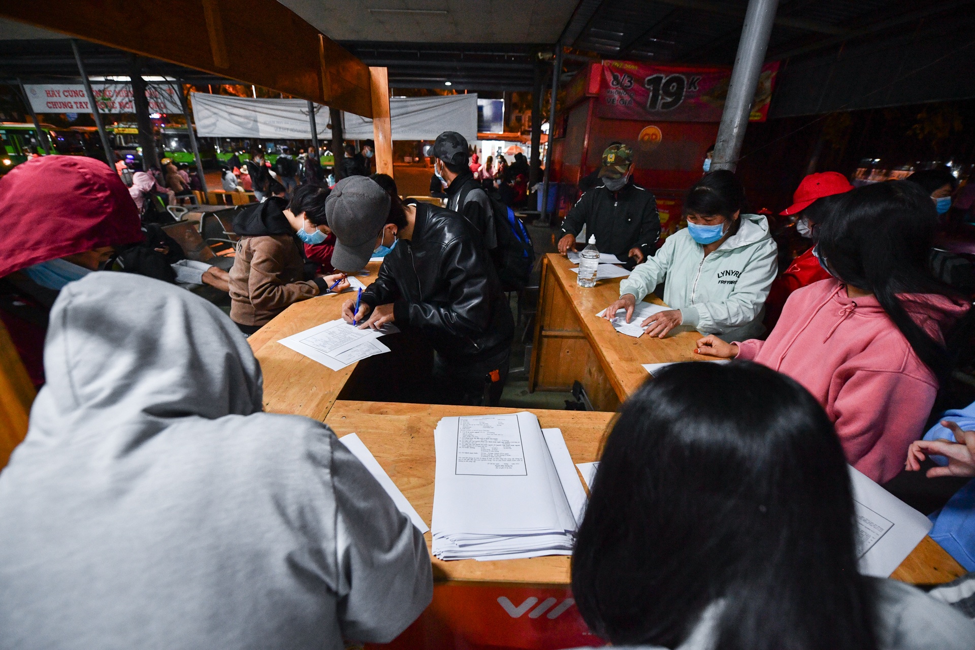 xet nghiem Covid-19 nguoi tu Gia Lai anh 6