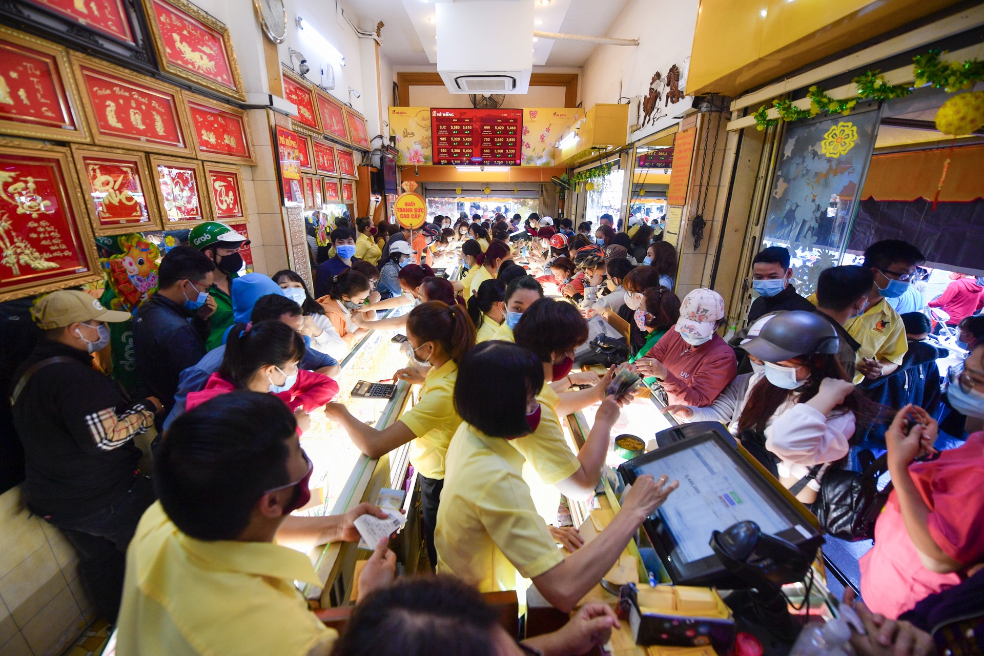 mua vang via Than Tai anh 1