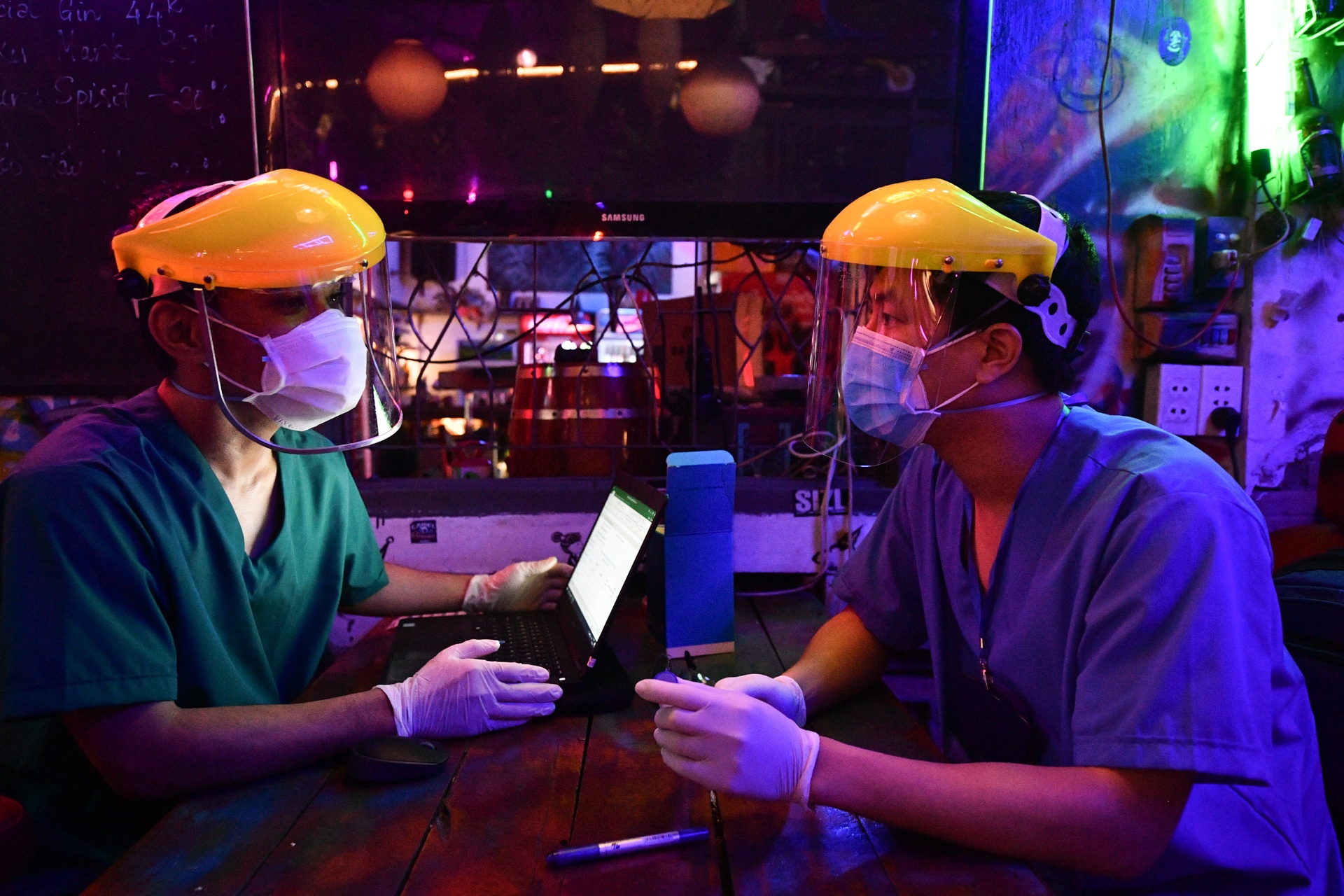 Covid-19 tai TP.HCM anh 21