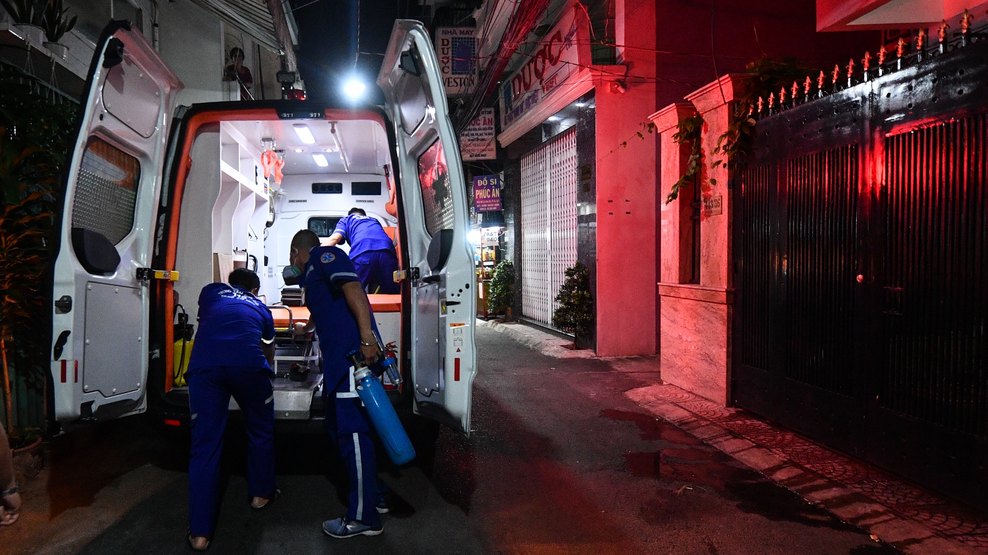 bác sĩ cấp cứu 115 ảnh 19 bac si cap cuu 115 anh 19