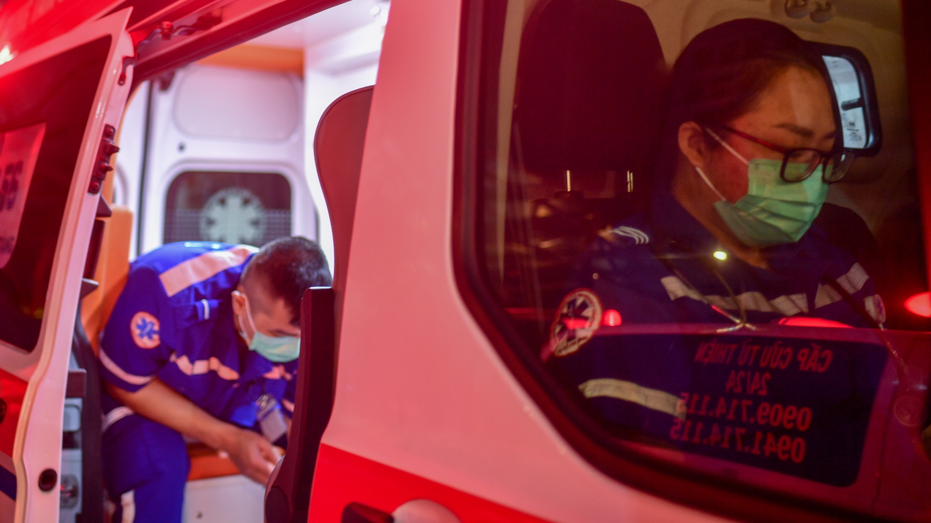 bác sĩ cấp cứu 115 ảnh 28 bac si cap cuu 115 anh 28