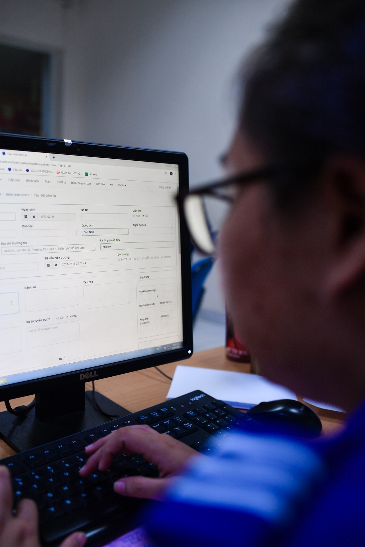 bác sĩ cấp cứu 115 ảnh 3 bac si cap cuu 115 anh 3