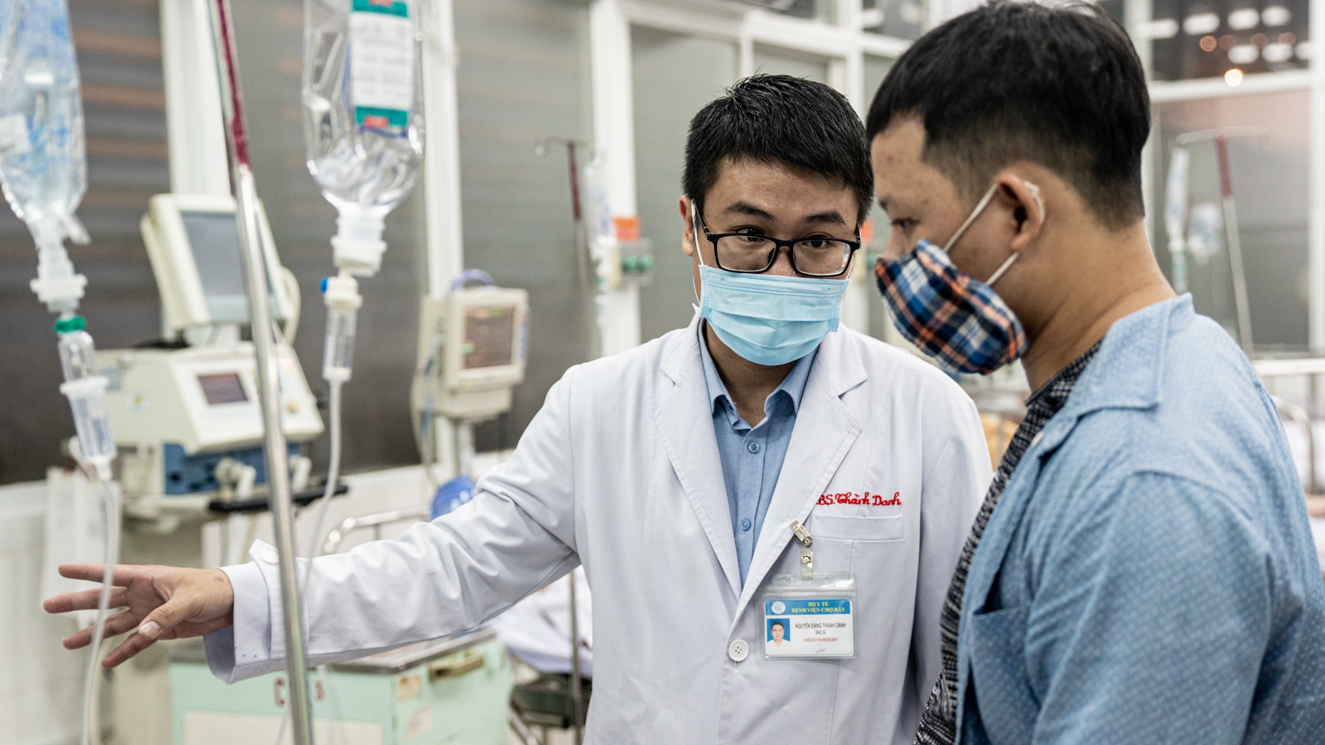 bác sĩ cấp cứu ảnh 7 bac si cap cuu anh 7