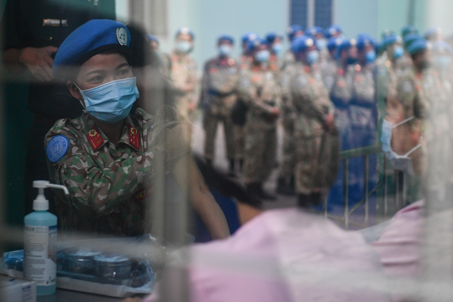 benh vien da chien tiem vaccine Covid-19 anh 5