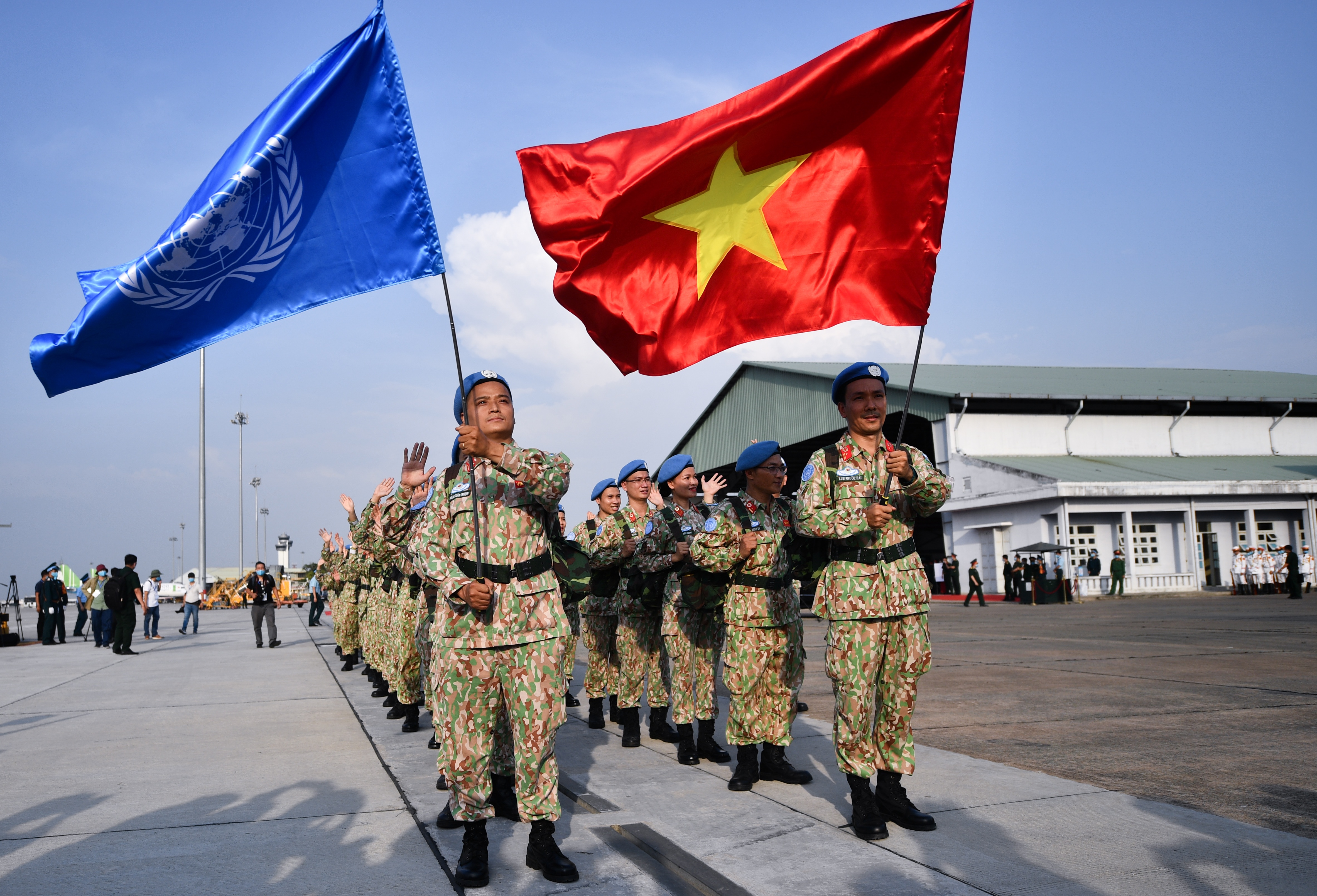 chien si mu noi xanh anh 1