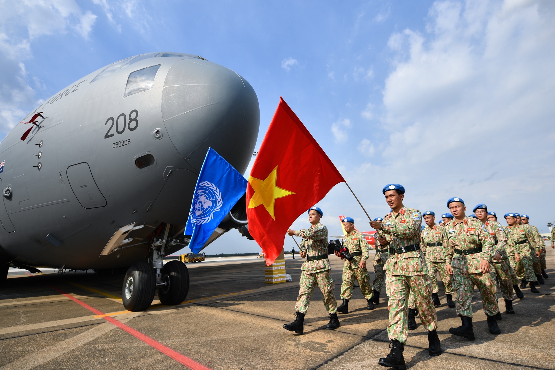 chien si mu noi xanh anh 1