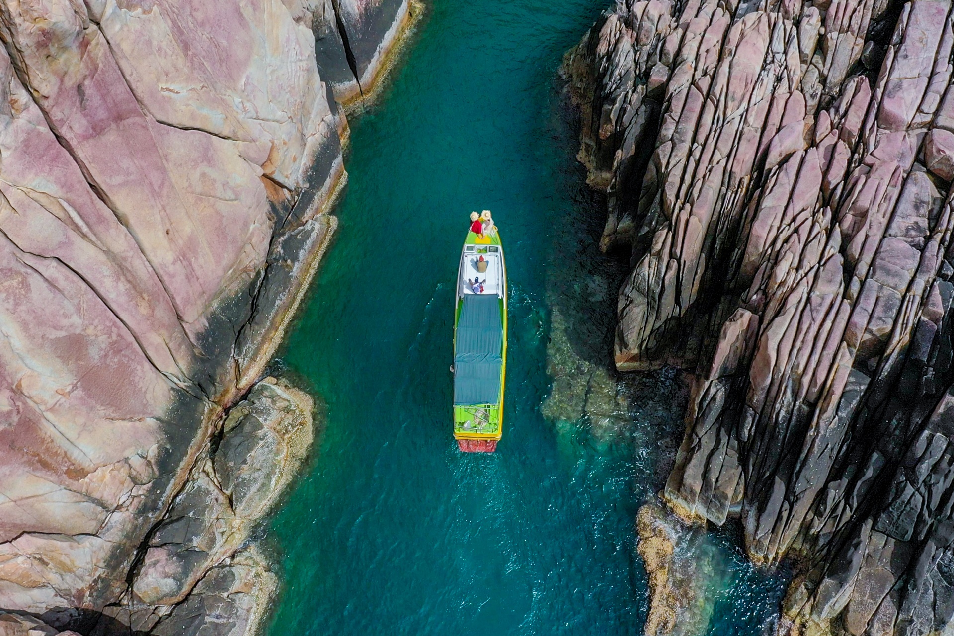 du lich dao binh hung anh 13