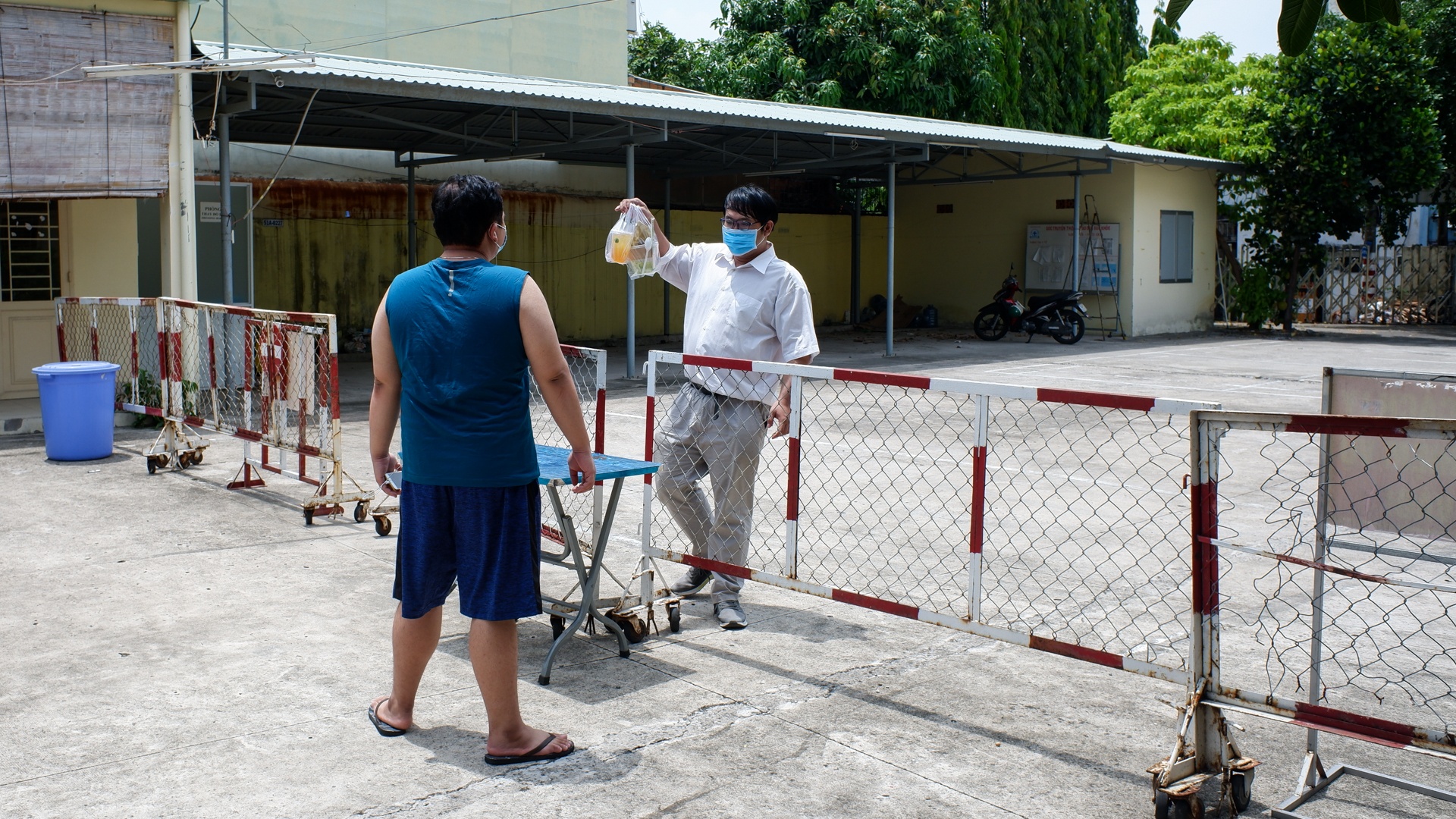 cach ly 28 ngay anh 8