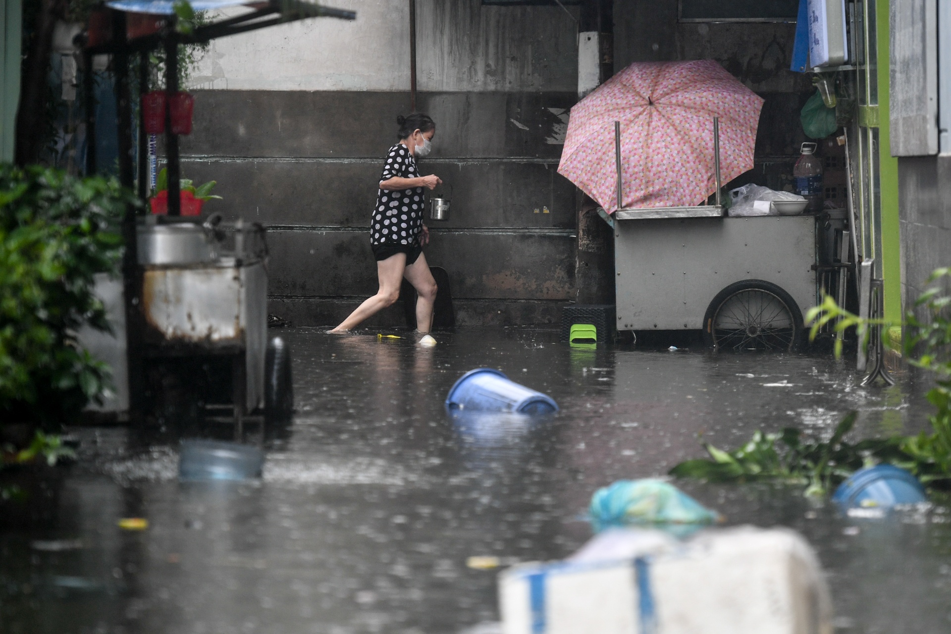 Mua ngap tai TP.HCM anh 7