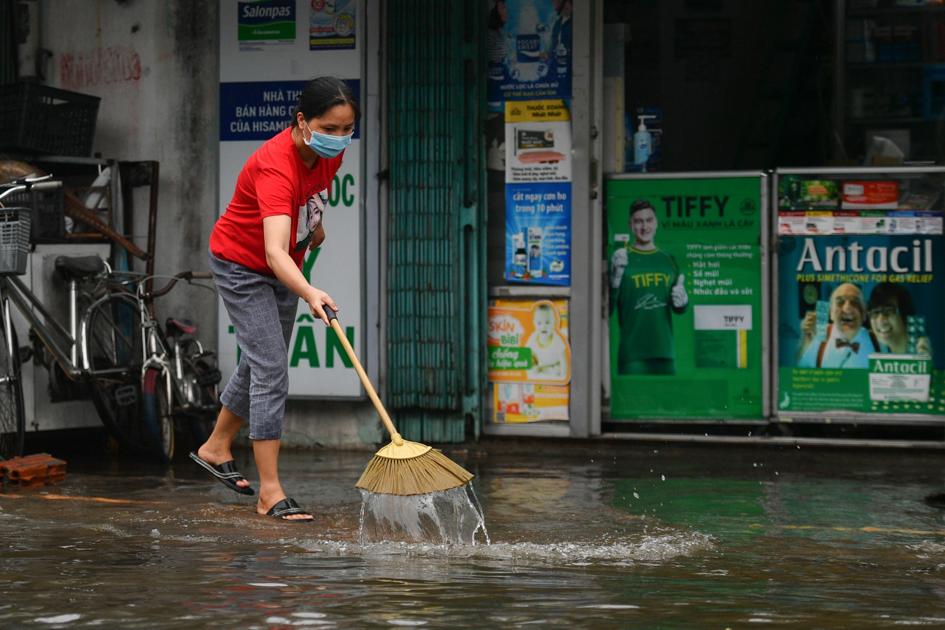 Mua ngap tai TP.HCM anh 6