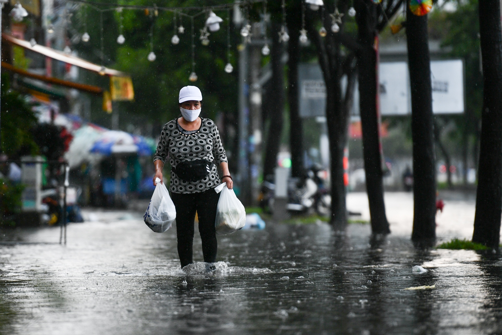 mua lon TP.HCM anh 4