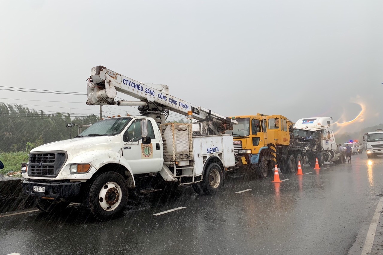 tai nan cau Phu My anh 7