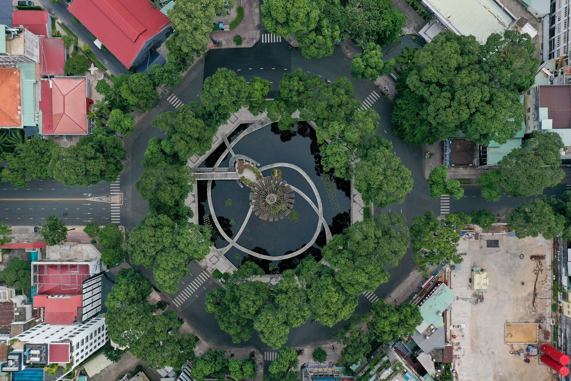 Chi thi 10 TP.HCM anh 6