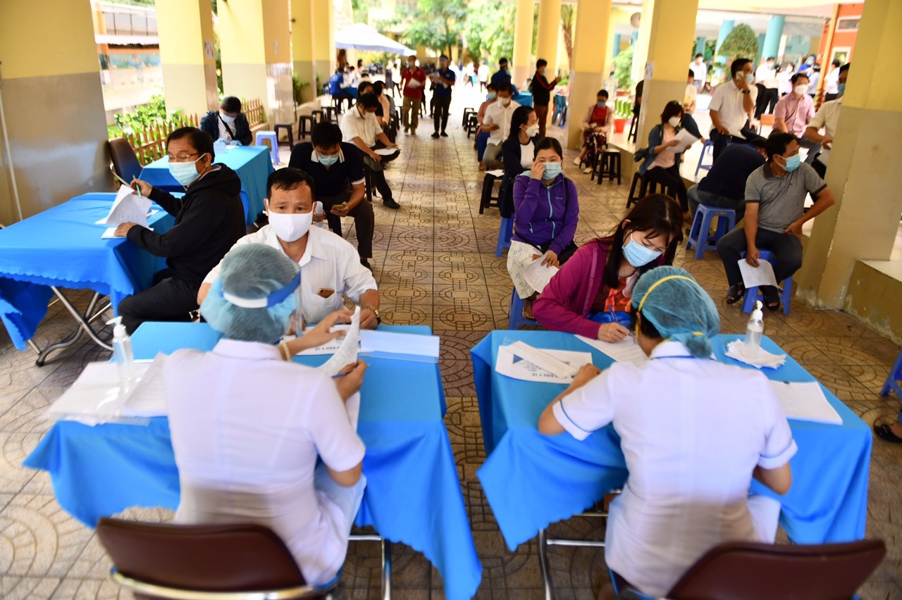 tiêm vaccine Covid-19 TP.HCM ảnh 10 tiem vaccine Covid-19 TP.HCM anh 10