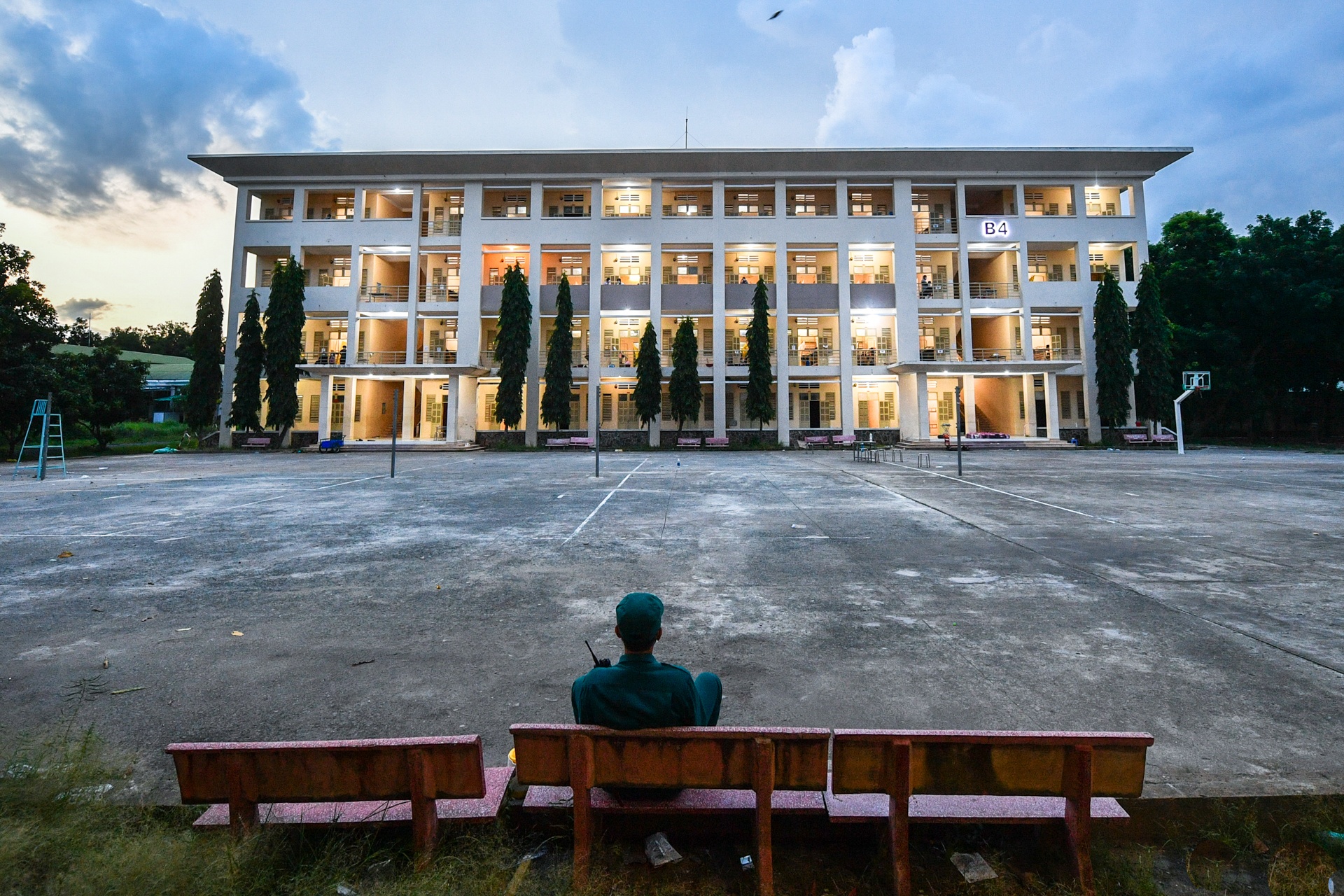 Ben trong benh vien da chien dieu tri F0 khong trieu chung hinh anh