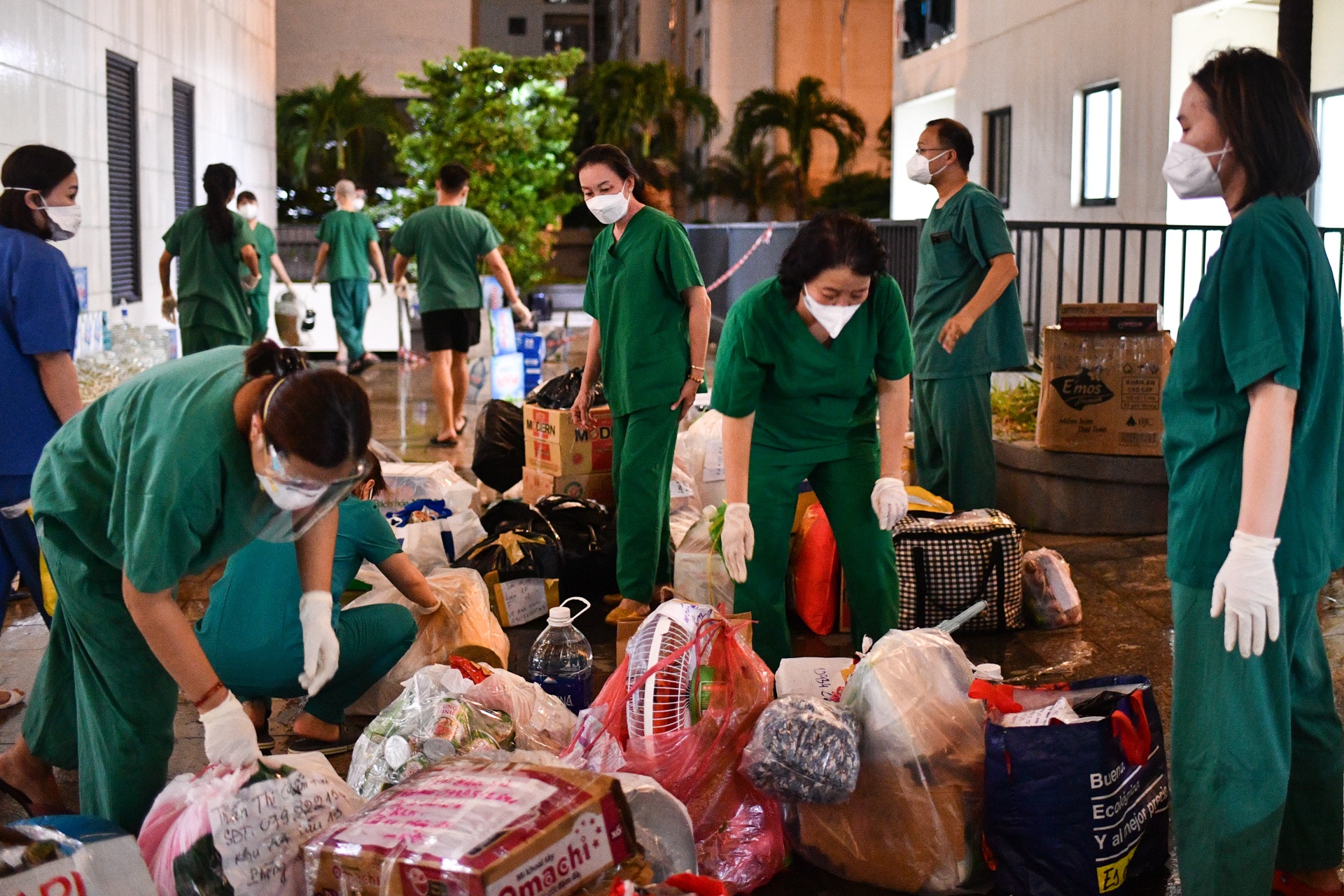 benh nhan khoi Covid-19 anh 1