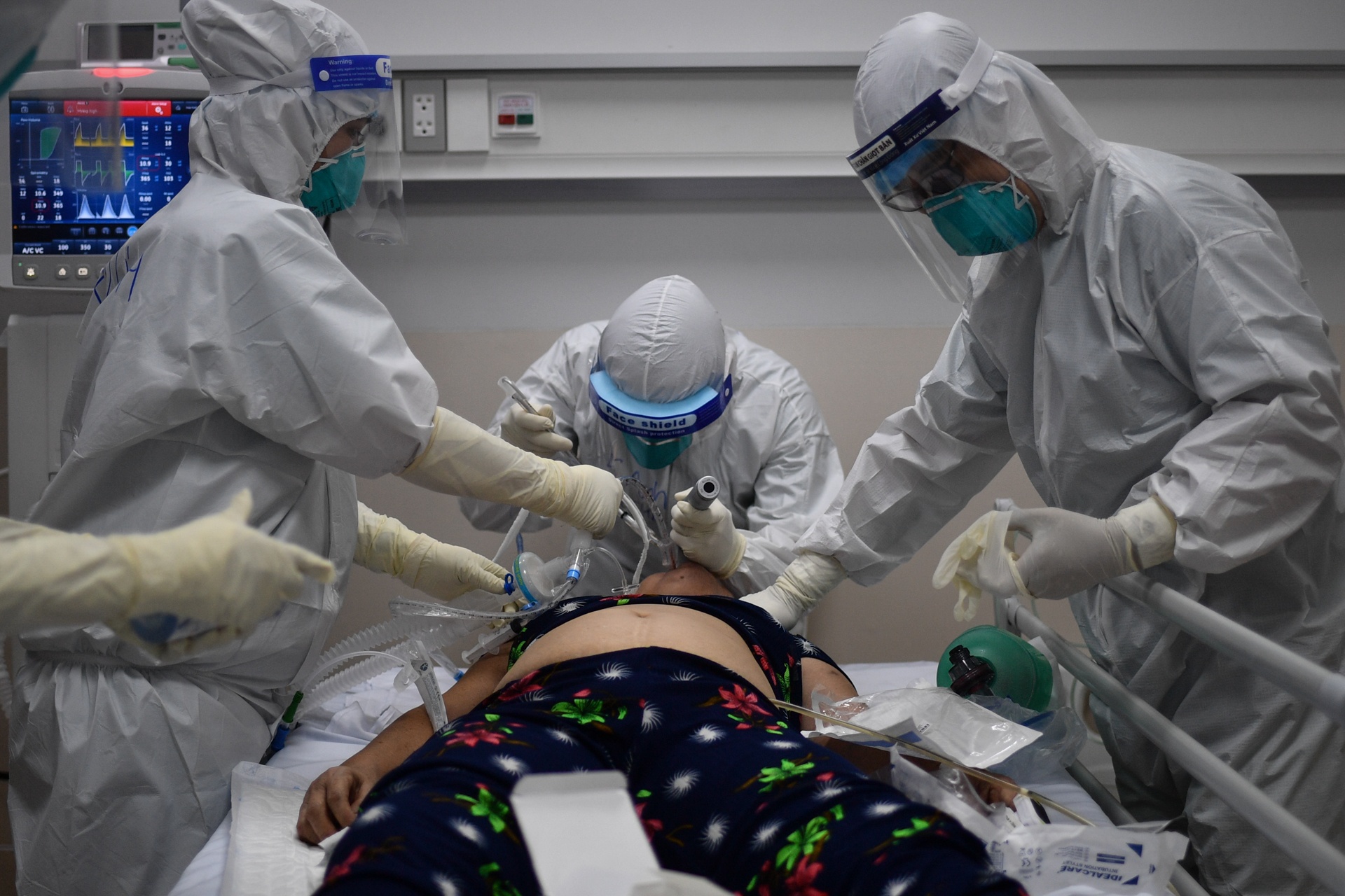 điều trị bệnh nhân Covid-19 ảnh 18 dieu tri benh nhan Covid-19 anh 18