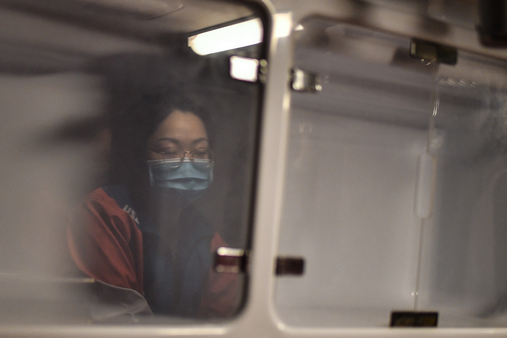 F0 nguy kich tai nha anh 5