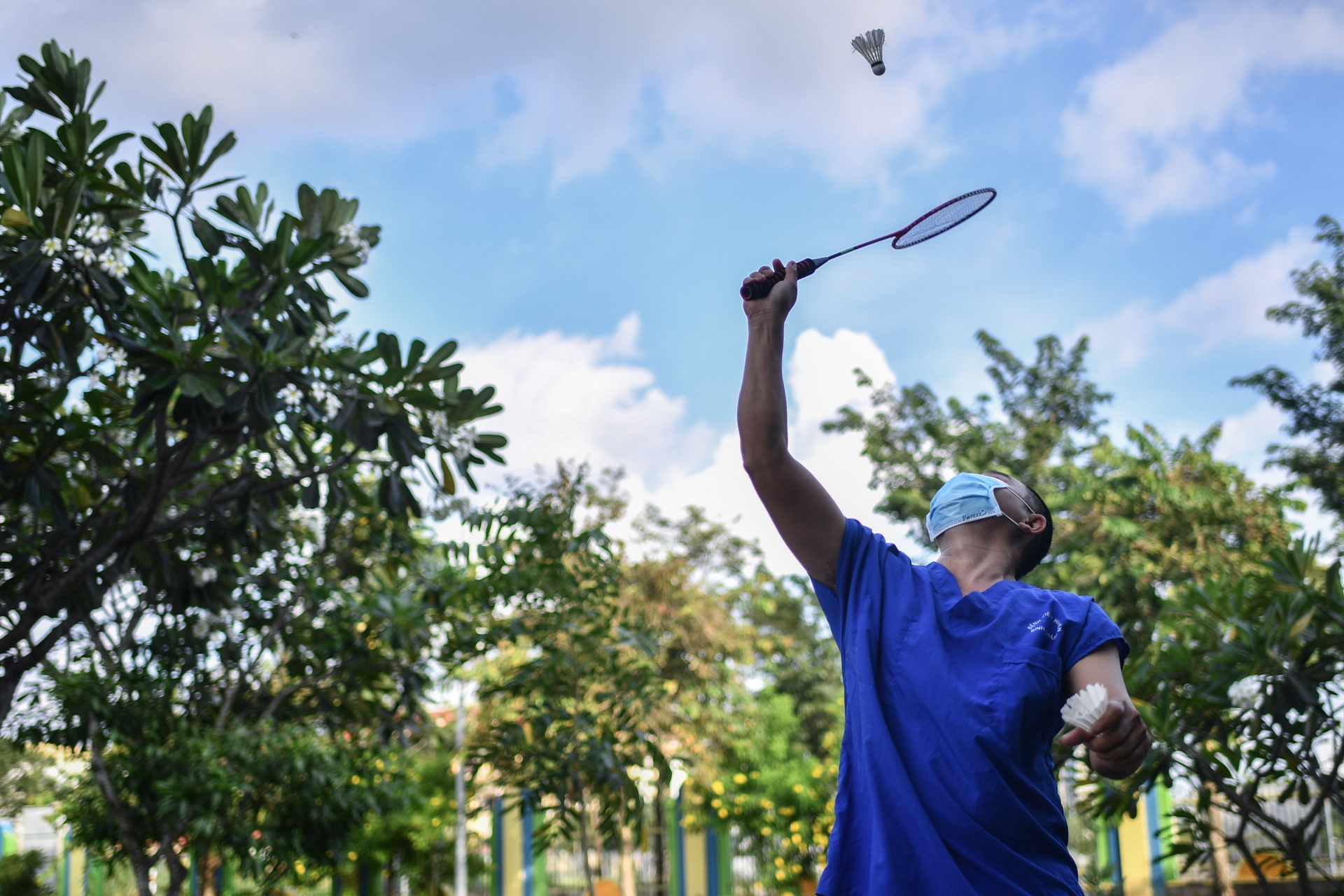 F0 nguy kich tai nha anh 23