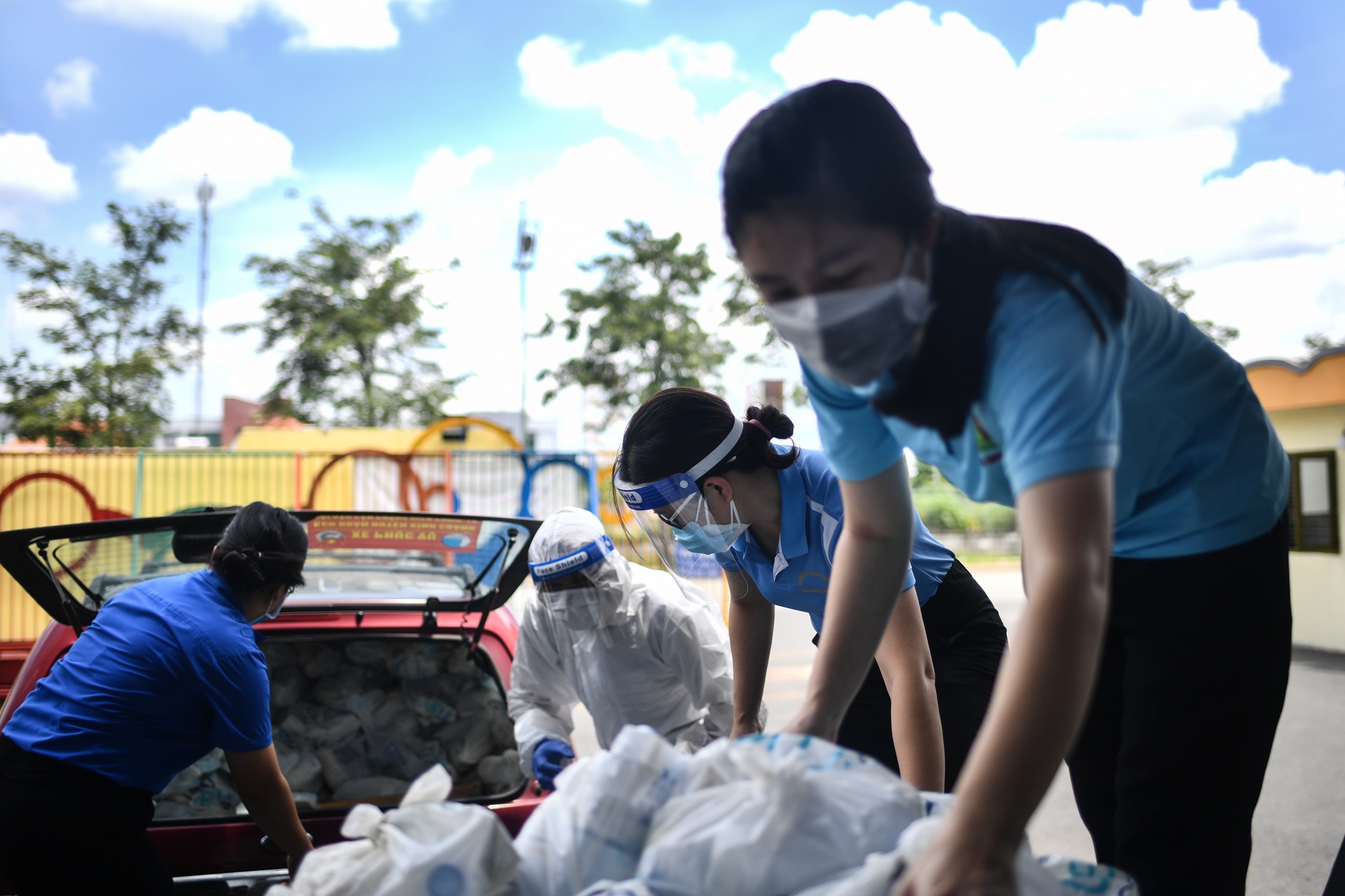 F0 nguy kich tai nha anh 20