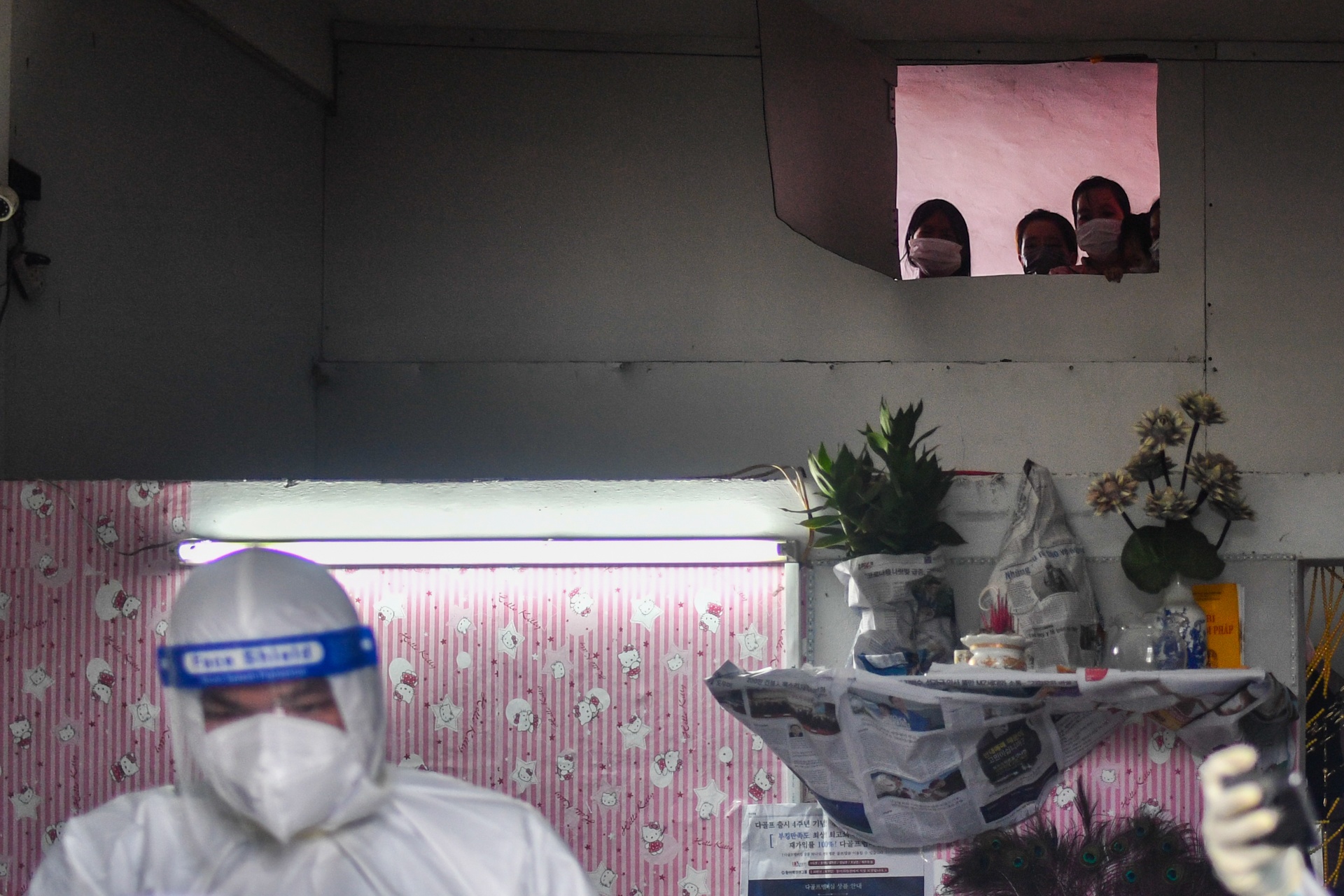 Mai tang nguoi mat do Covid-19 anh 17