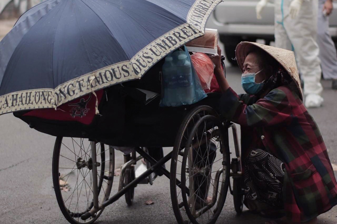 Mai tang nguoi mat do Covid-19 anh 21