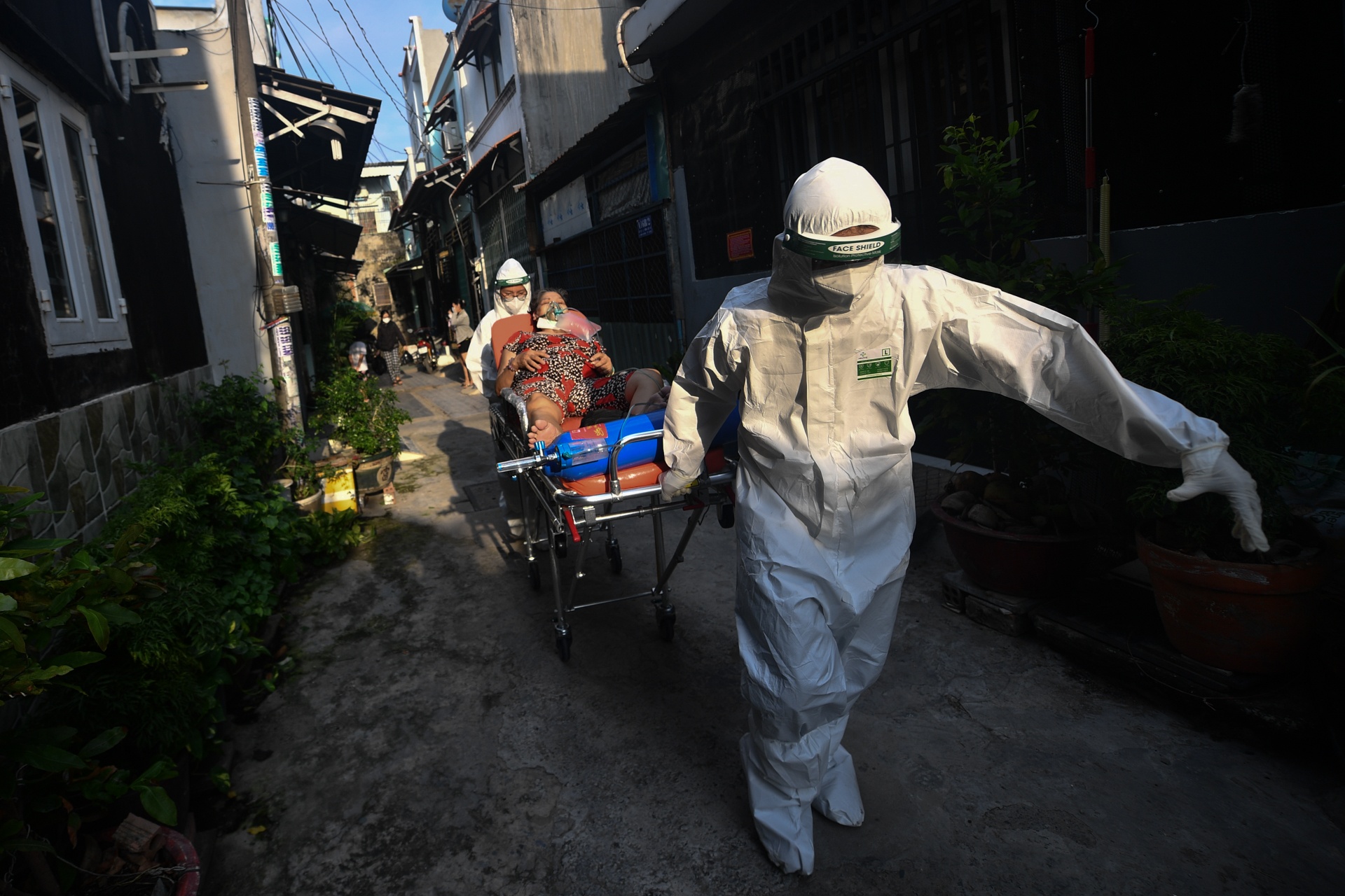 100 ngay gian cach tai TP.HCM anh 38