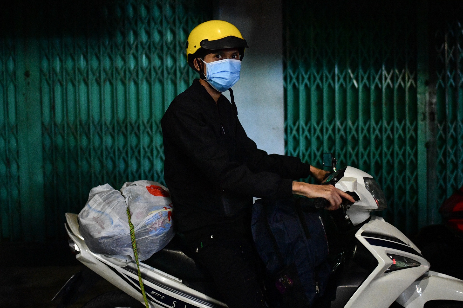 Khan truong ngan dich bung phat khi nguoi tu TP.HCM ve cac tinh hinh anh