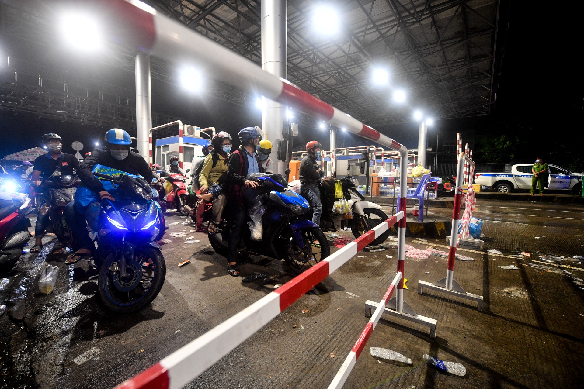 Nguoi dan do ve que sau dich Covid-19 anh 18