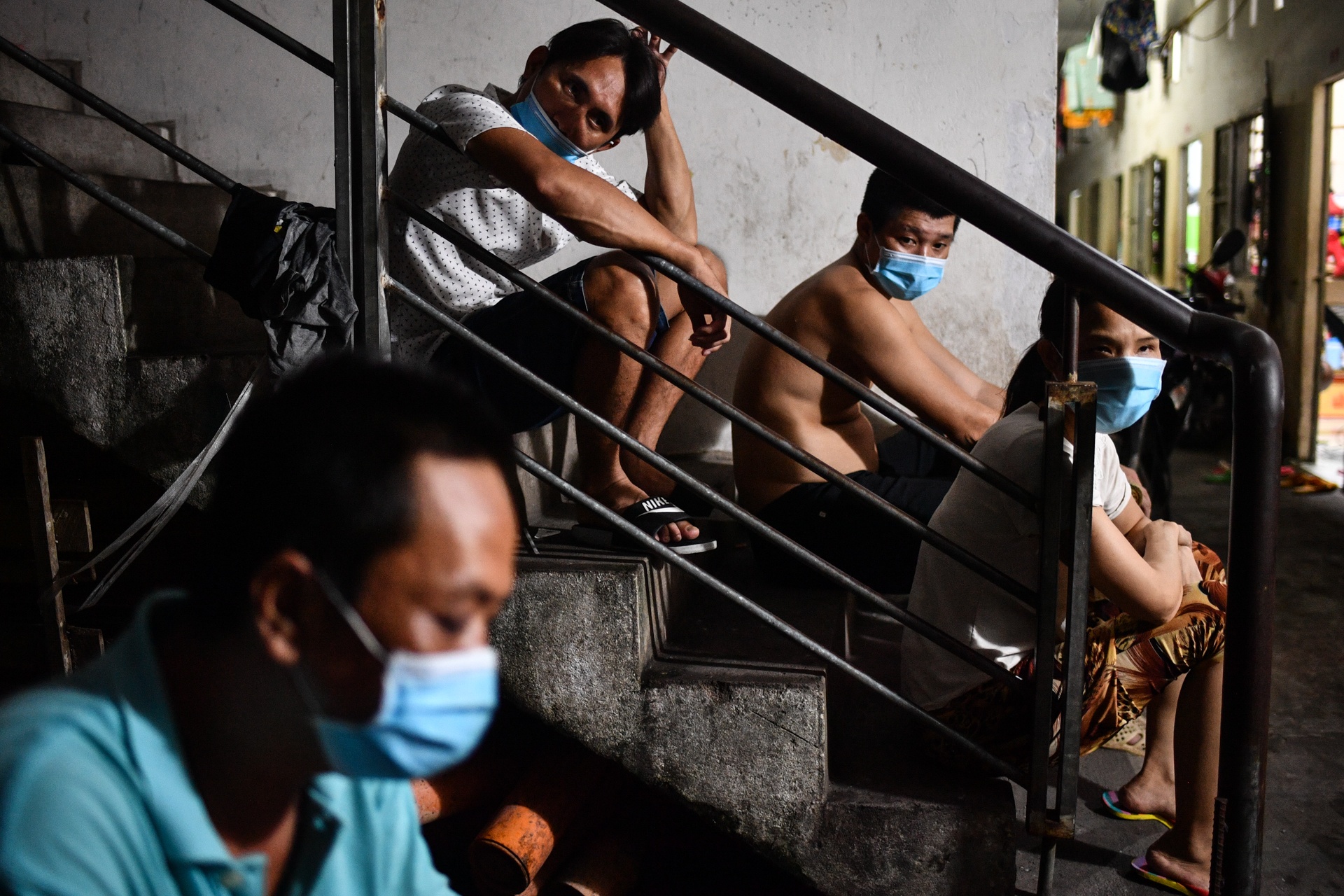 Nguoi dan do ve que sau dich Covid-19 anh 27