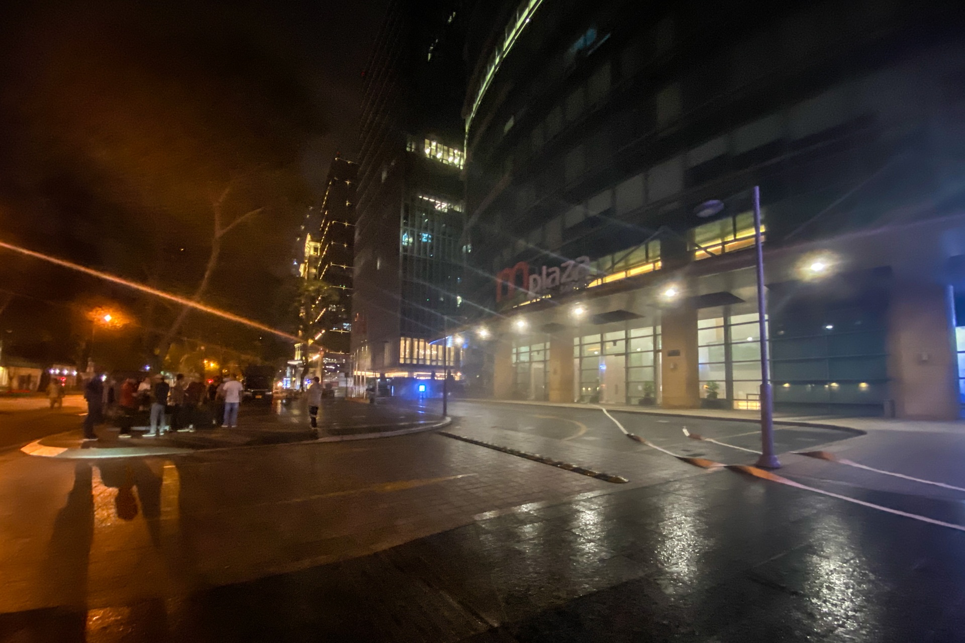 chay toa nha M Plaza anh 7