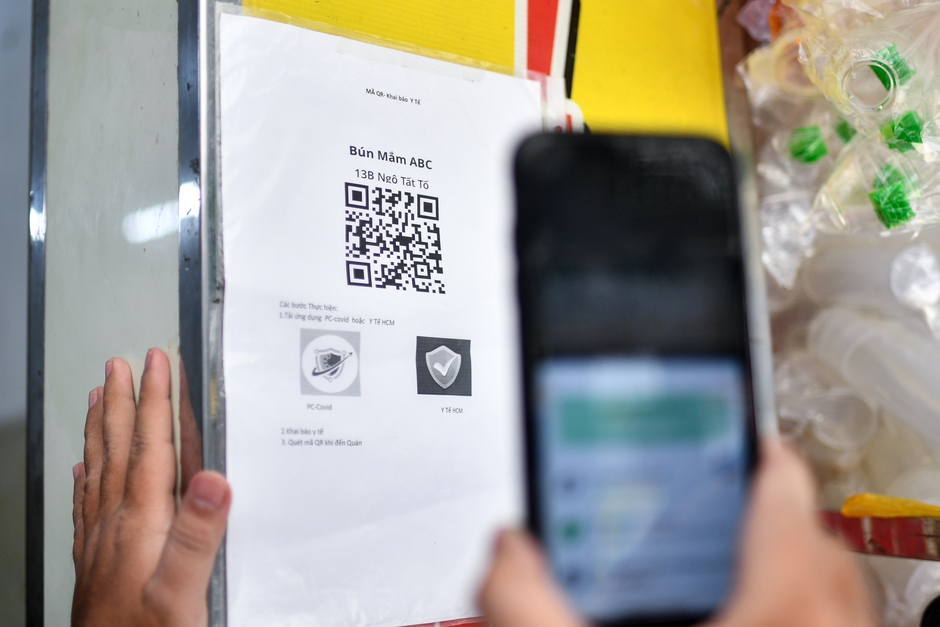 Hang quan ngoi tai cho mo lai anh 4