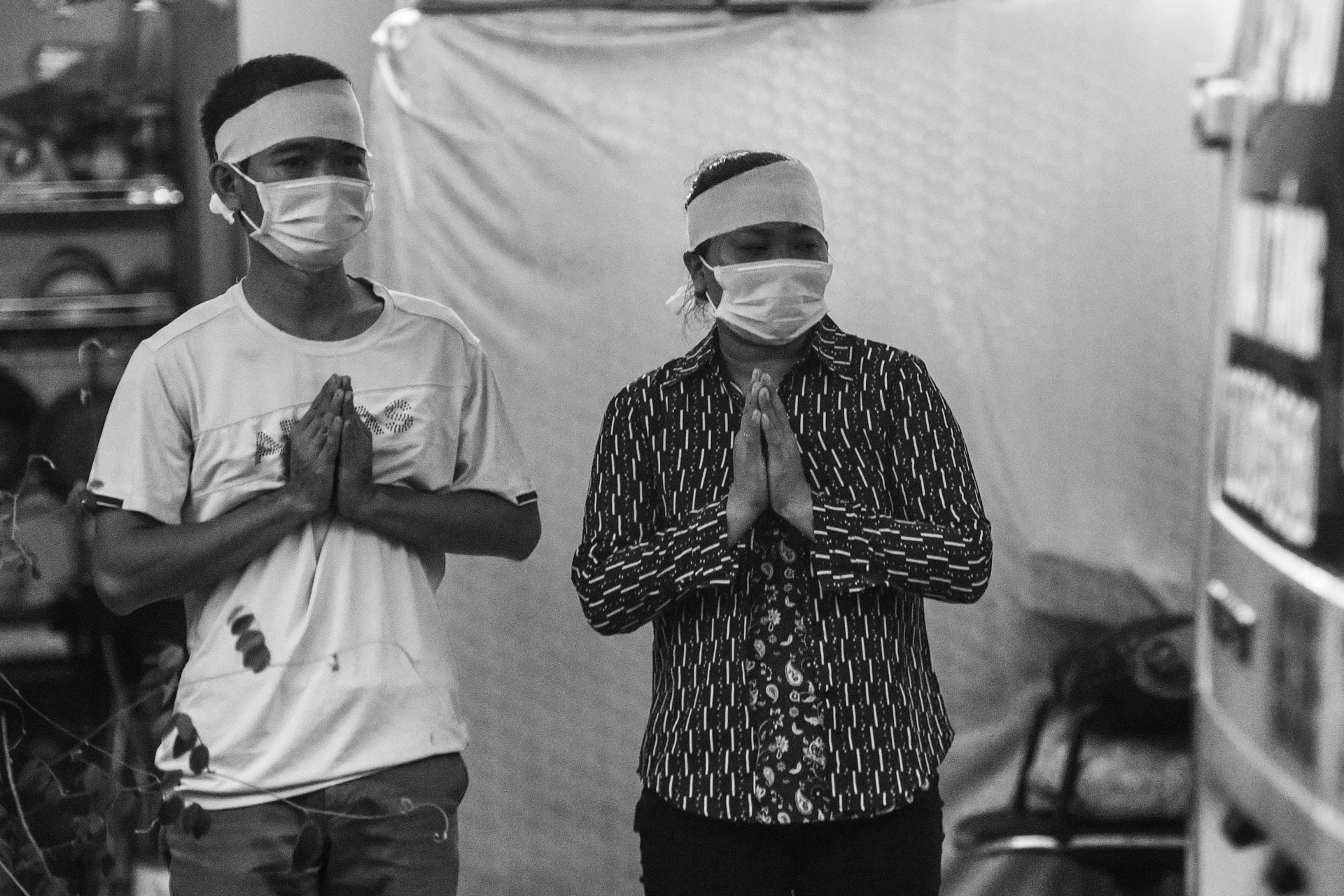 tưởng niệm nạn nhân Covid-19 ảnh 19 tuong niem nan nhan Covid-19 anh 19