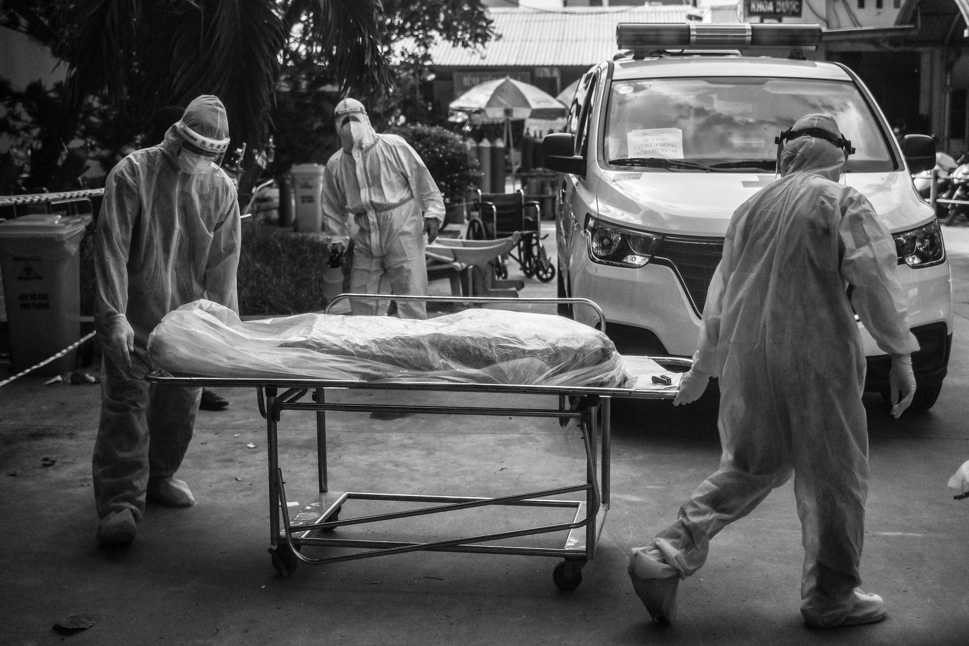 tuong niem nan nhan Covid-19 anh 18