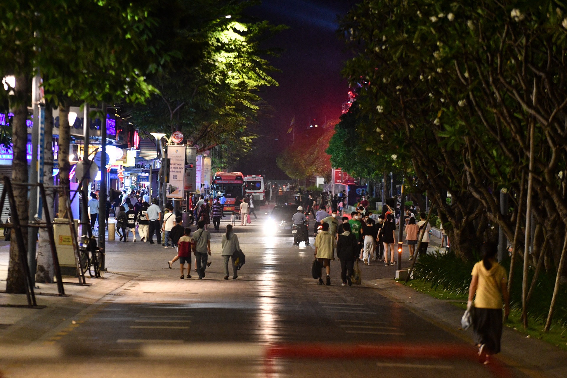 nguoi dan TP.HCM choi countdown anh 8