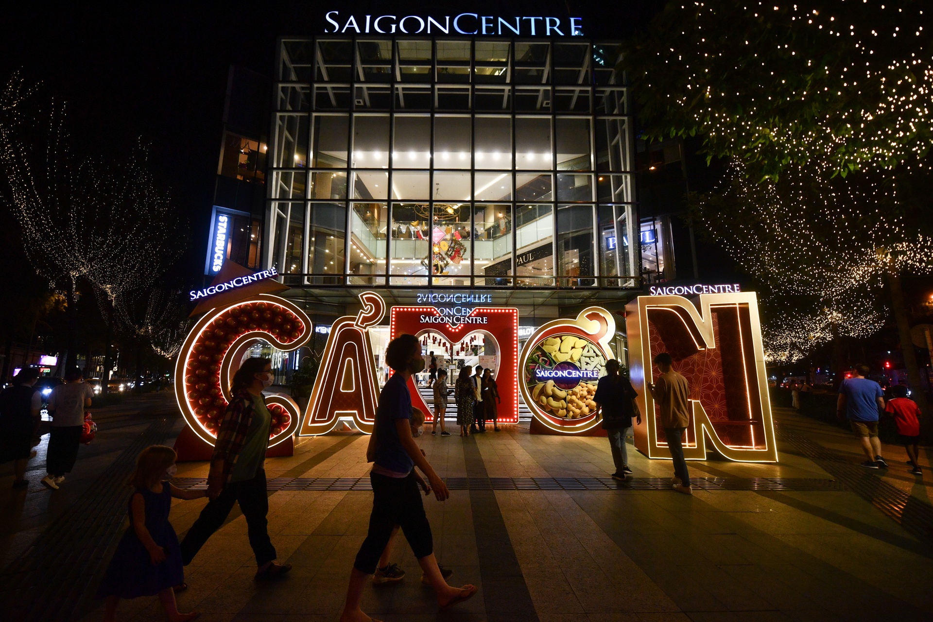 nguoi dan TP.HCM choi countdown anh 10