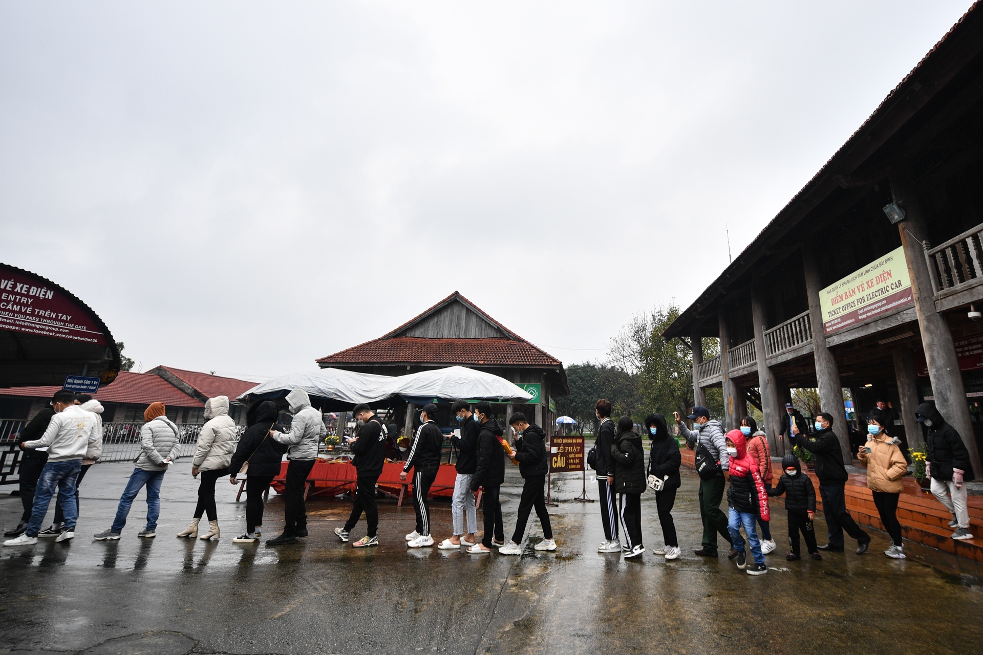 du khach tham quan chua Bai Dinh 2022 anh 2