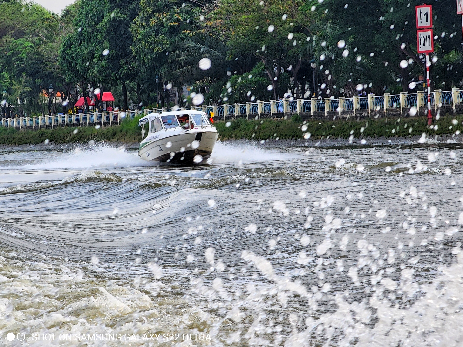 S22 Ultra chup dem anh 11