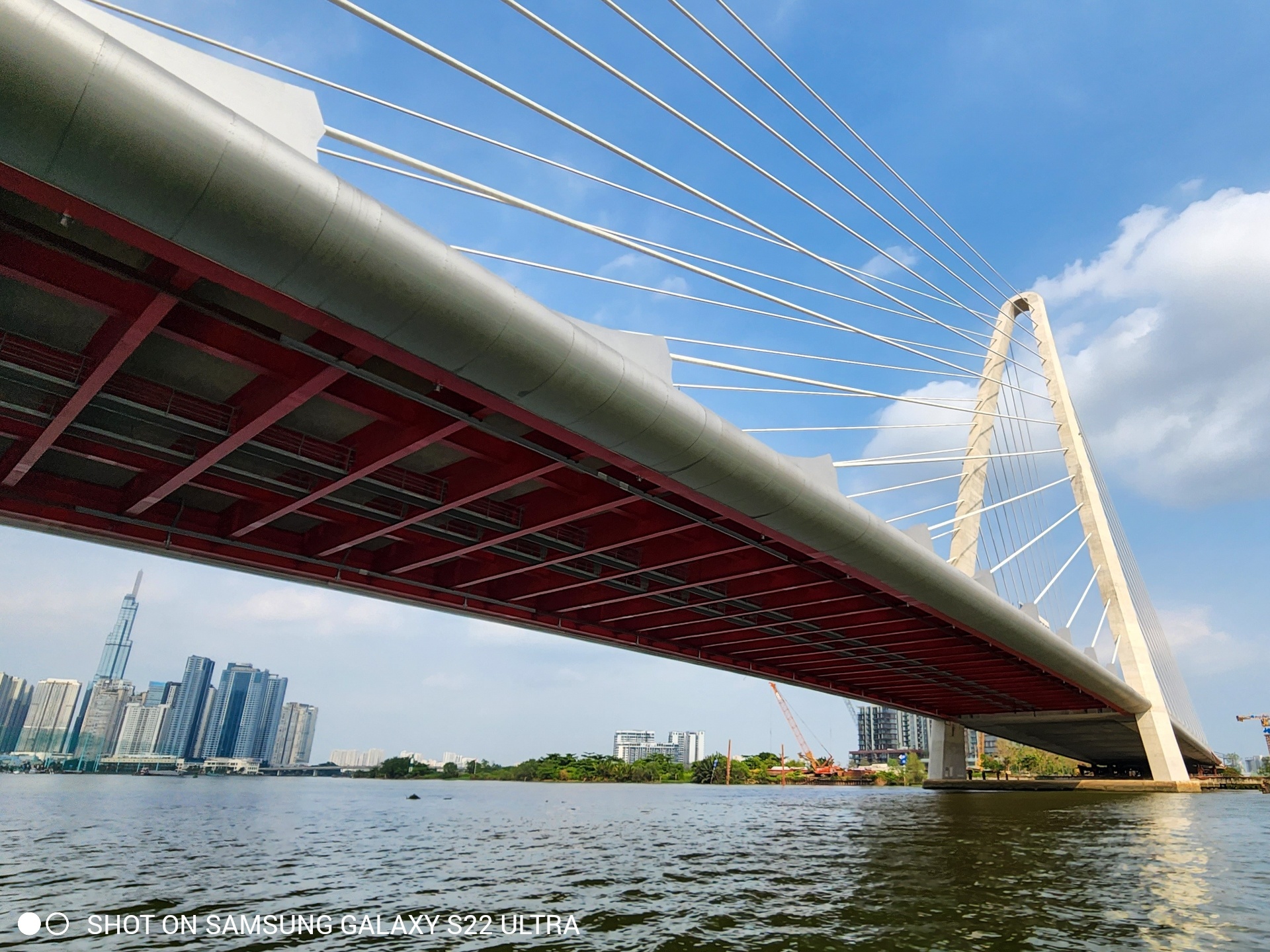 S22 Ultra chup dem anh 1