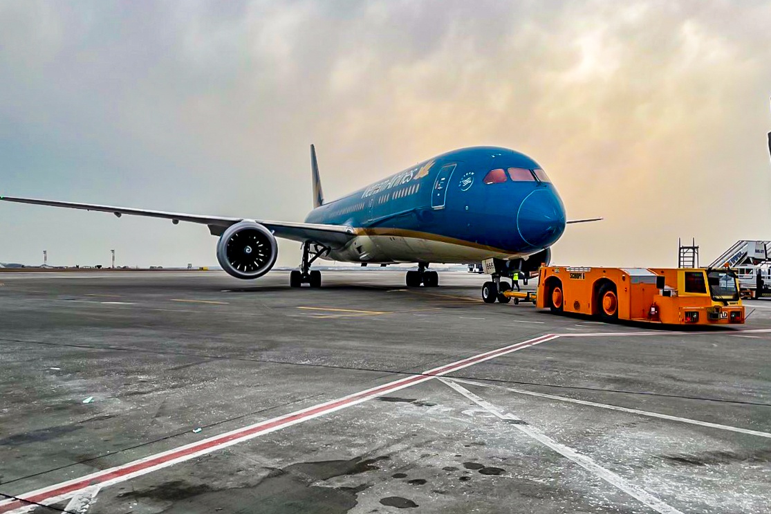 chuyen bay cuu tro anh 1